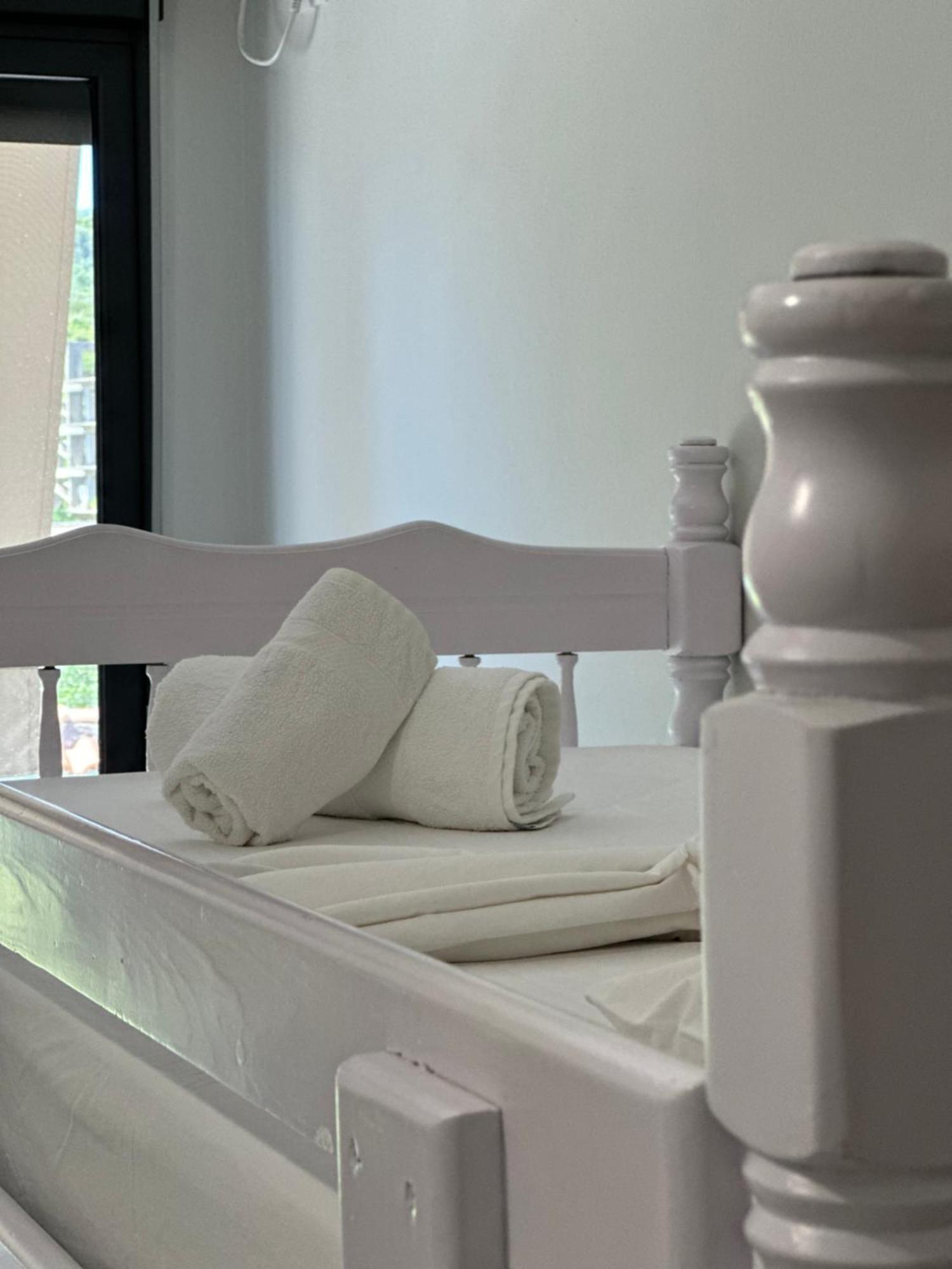 Bora Rooms ฮีมาเรอ ภายนอก รูปภาพ