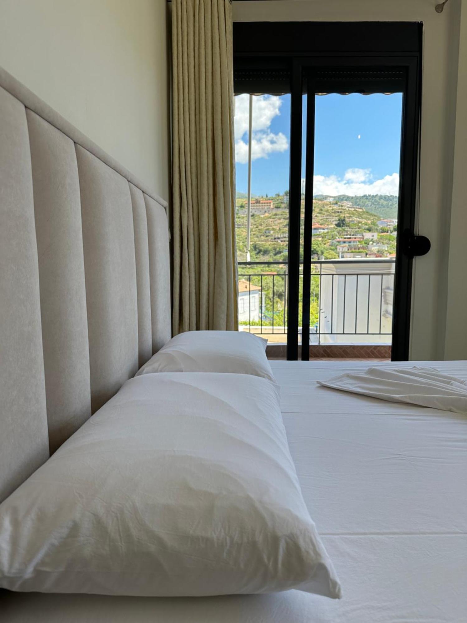 Bora Rooms ฮีมาเรอ ภายนอก รูปภาพ